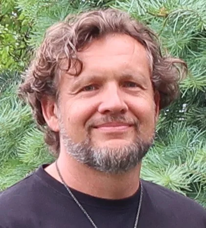 David Syrovec - Basová kytara